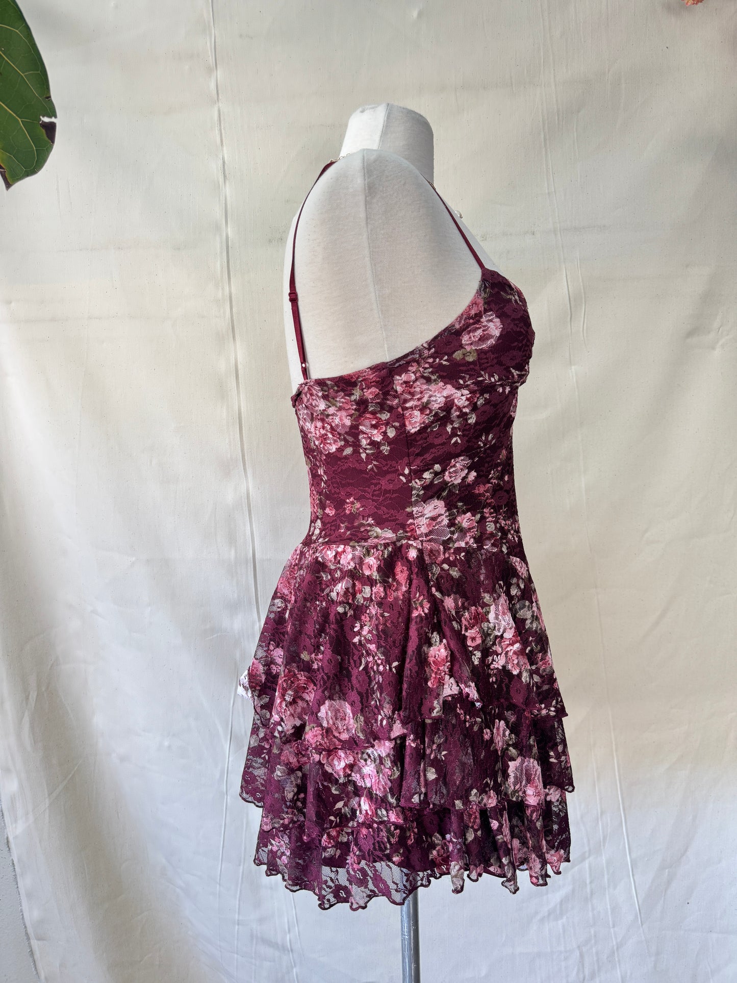 Nelli lace floral mini dress