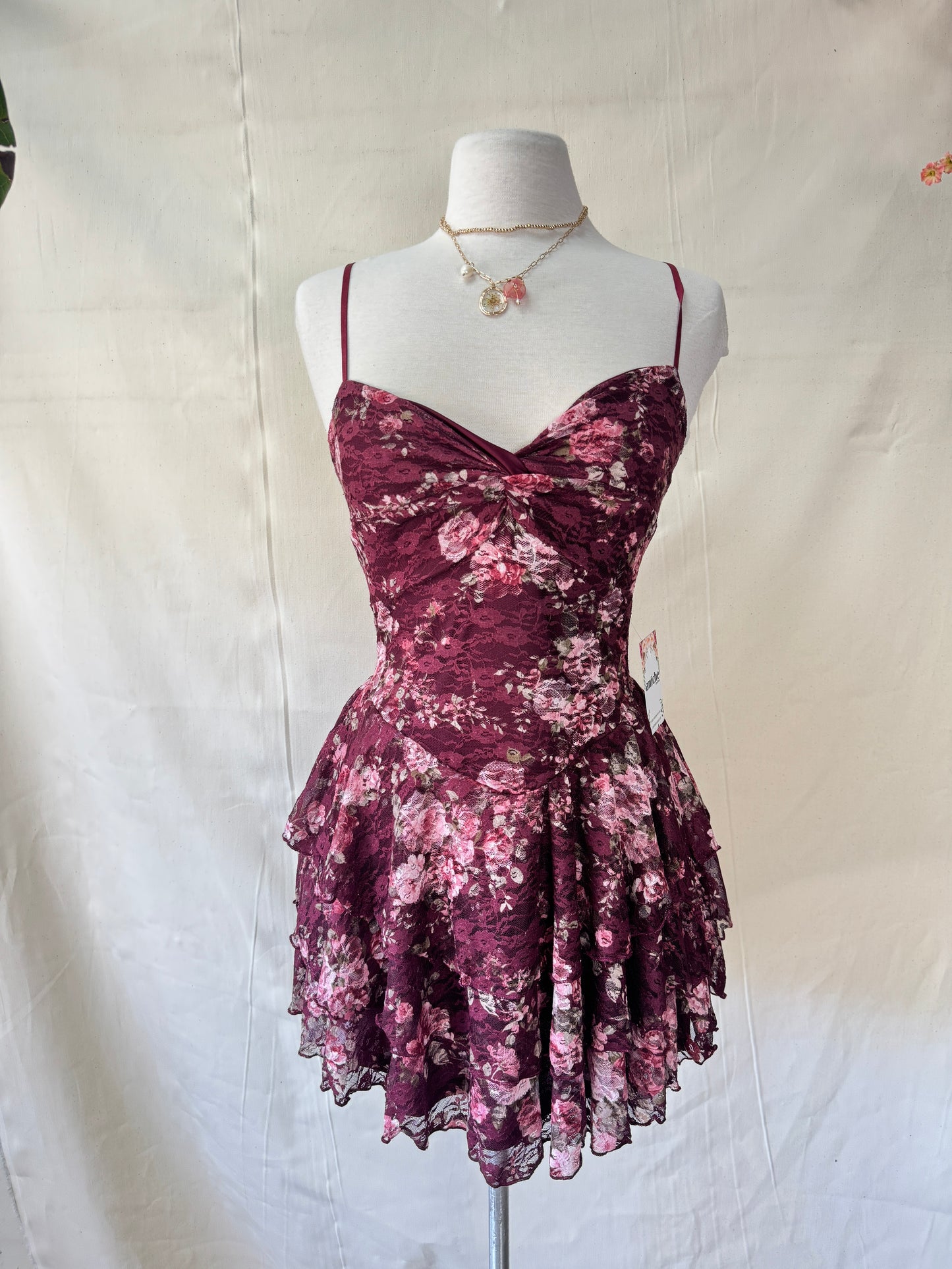 Nelli lace floral mini dress