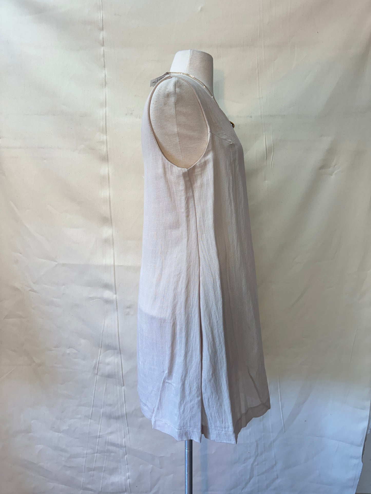 V neck sleeveless flowy dress