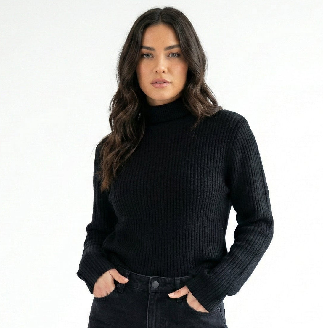 Knit turtle neck black sweater