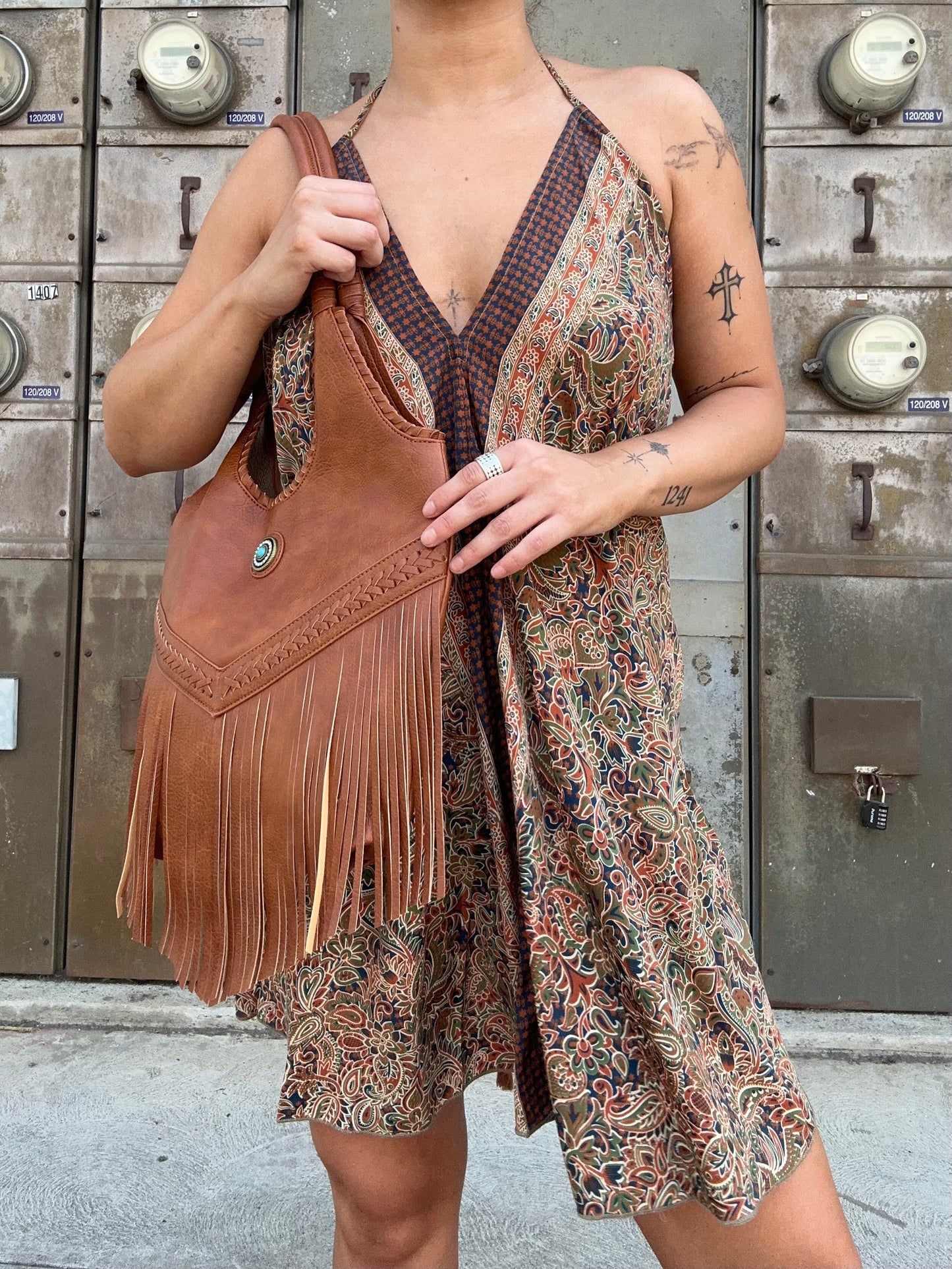 Fringe bottom purse