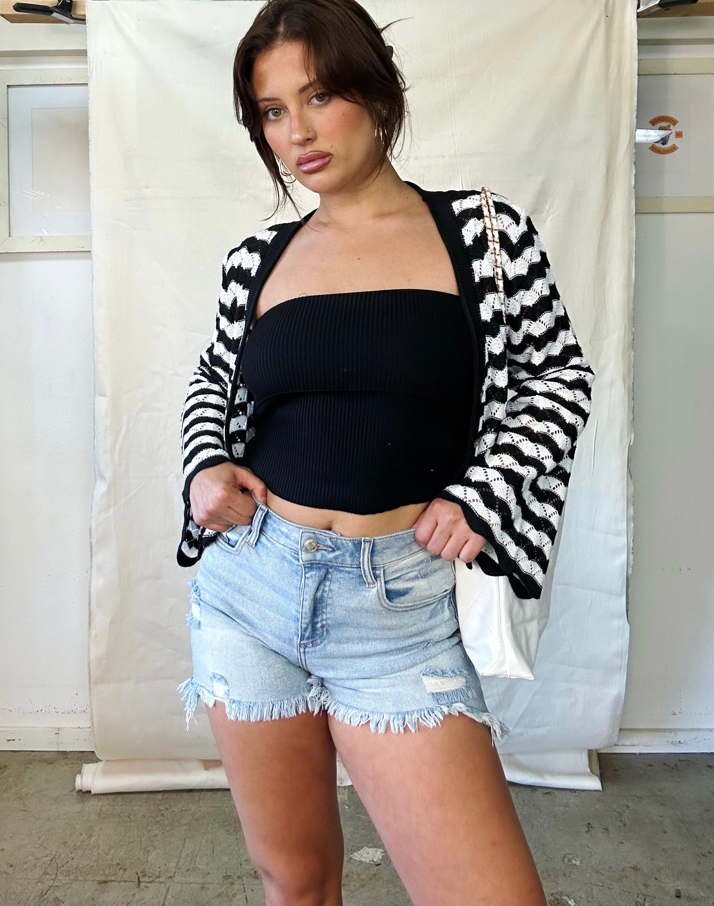 Scallop V Neck Cardigan