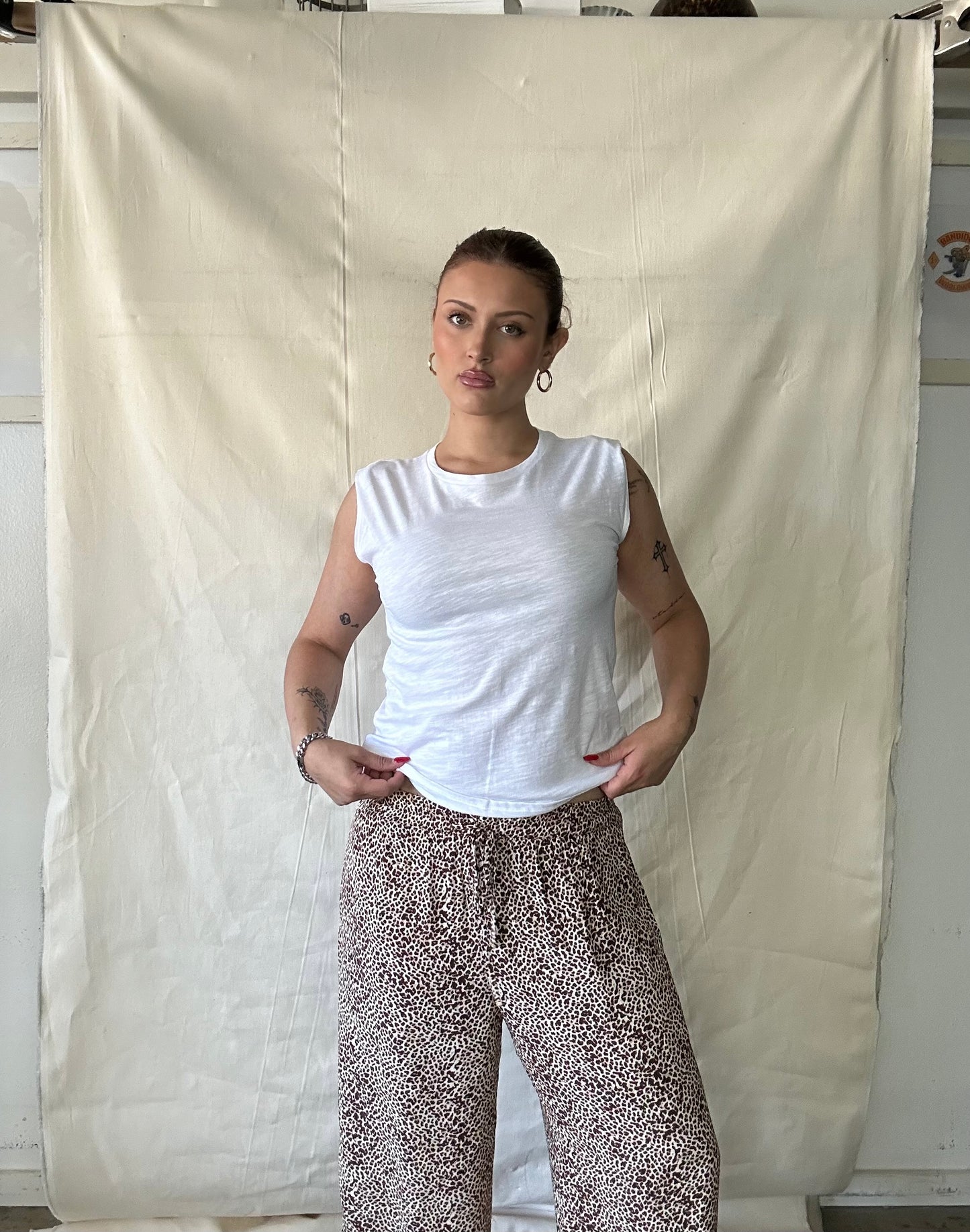 Carla sleeveless tee
