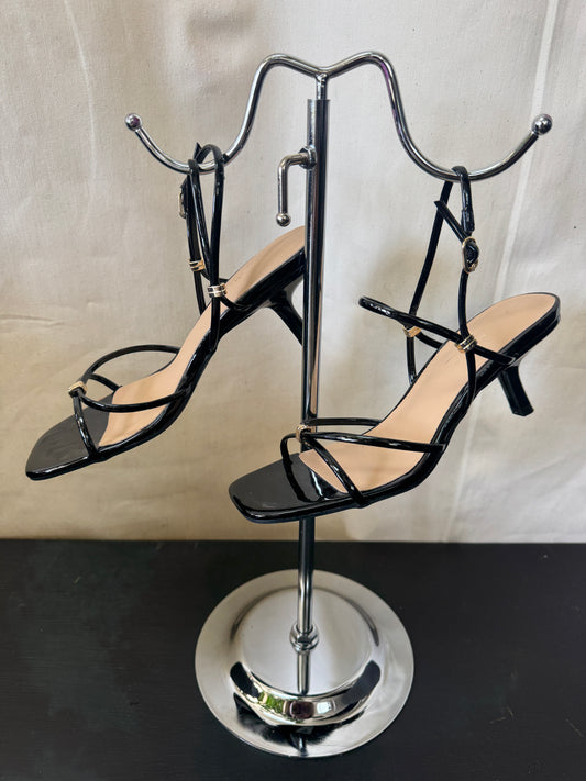 Kiki kitten heels with strap