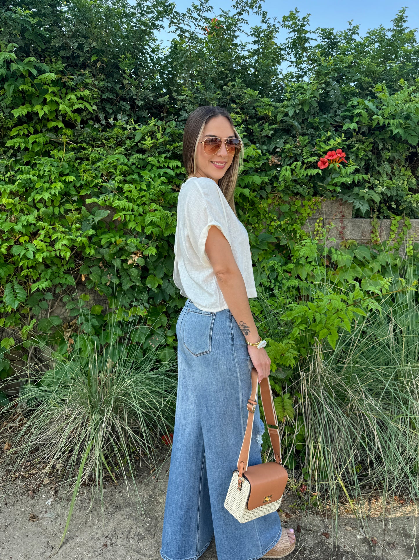 high waisted distressed jeans