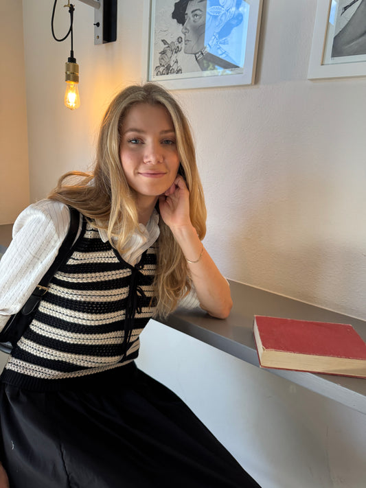 Striped bow tie knit vest