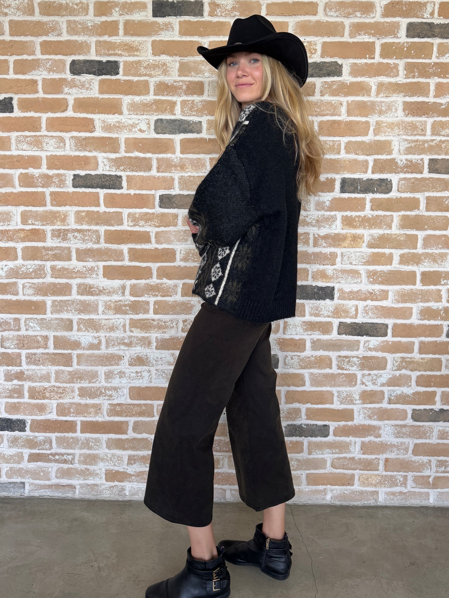 Washed cropped wide leg pants