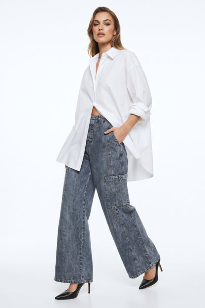 The Rowan Acid-Wash Wide-Leg Cargo Denim Pants in Grey