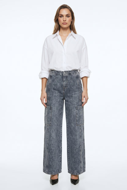 The Rowan Acid-Wash Wide-Leg Cargo Denim Pants in Grey