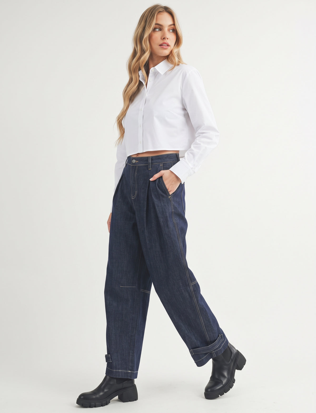 The Harlow Pleated Barrel-Leg Cuff-Tab Jeans in Dark Wash