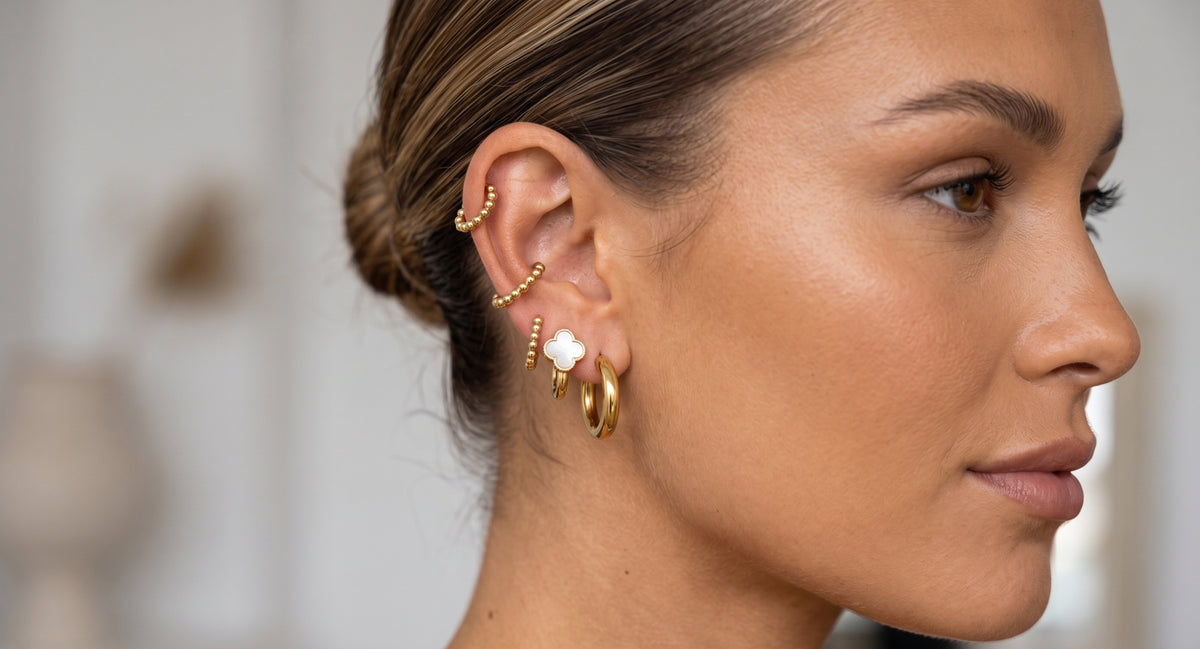 The Elysia Clover & Huggie Ear Stack Set in Gold