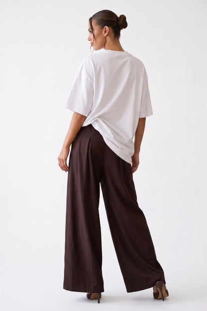 The Kensington Pleated Ultra Wide-Leg Trousers in Espresso