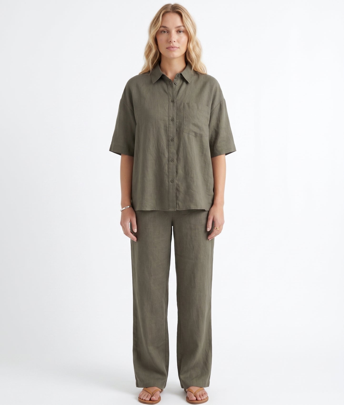 The Soren Drawstring Wide-Leg Pants in Olive Khaki