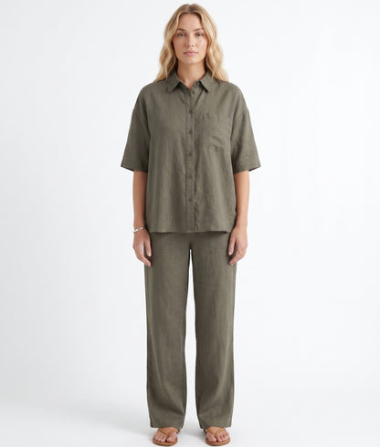 The Soren Drawstring Wide-Leg Pants in Olive Khaki