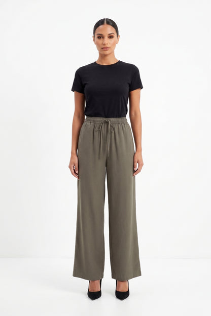 The Soren Drawstring Wide-Leg Pants in Olive Khaki