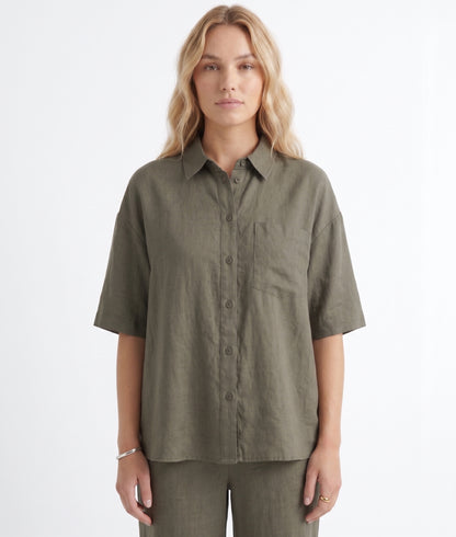 The Soren Oversized Short-Sleeve Button-Down in Olive Khaki