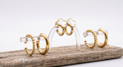 The Elysia Clover & Huggie Ear Stack Set in Gold