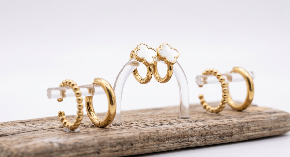 The Elysia Clover & Huggie Ear Stack Set in Gold