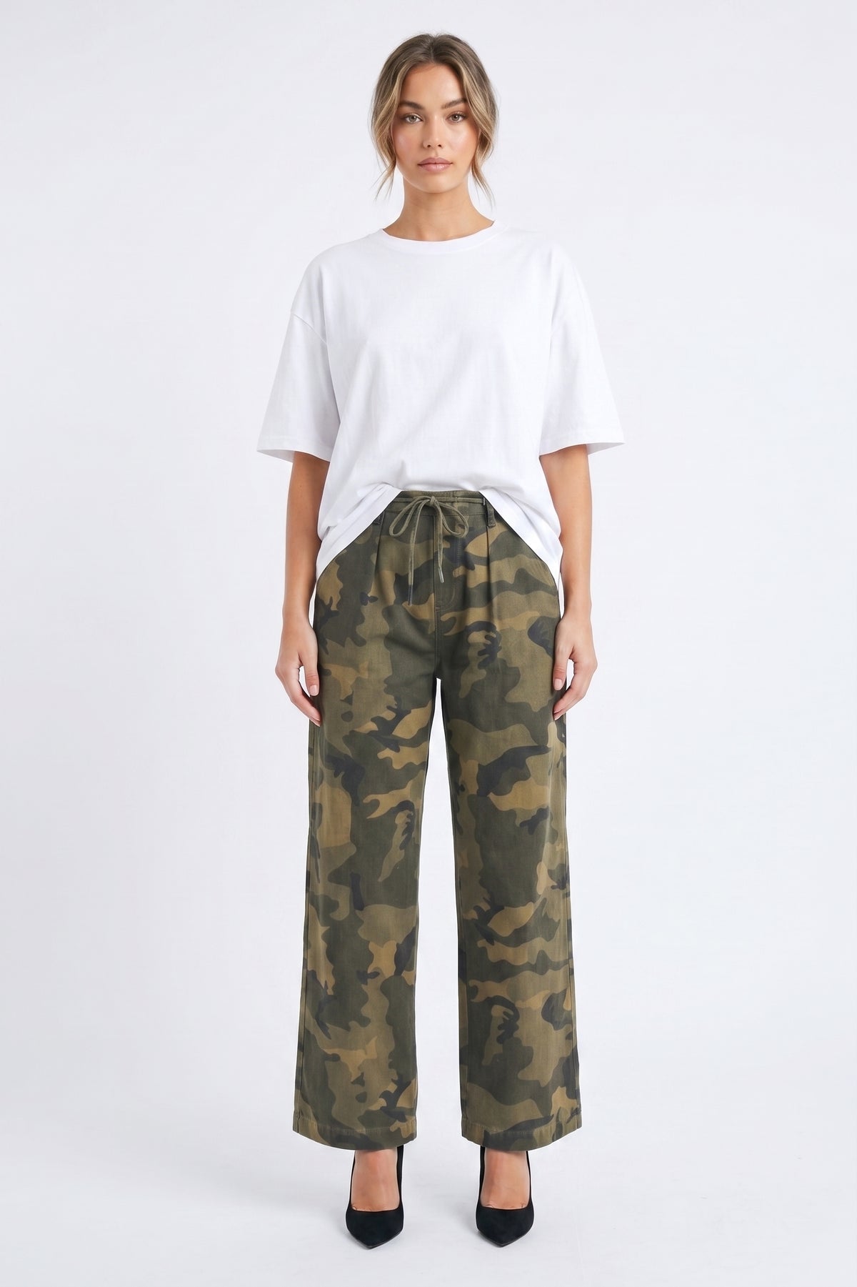The Rebel Pleated Drawstring Camo Wide-Leg Pants in Olive